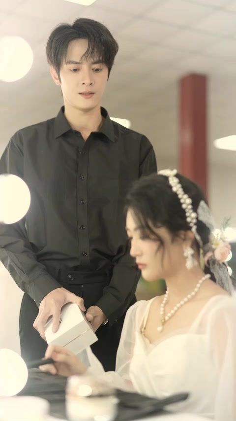 換臉歸來，我讓總裁跪地求饒